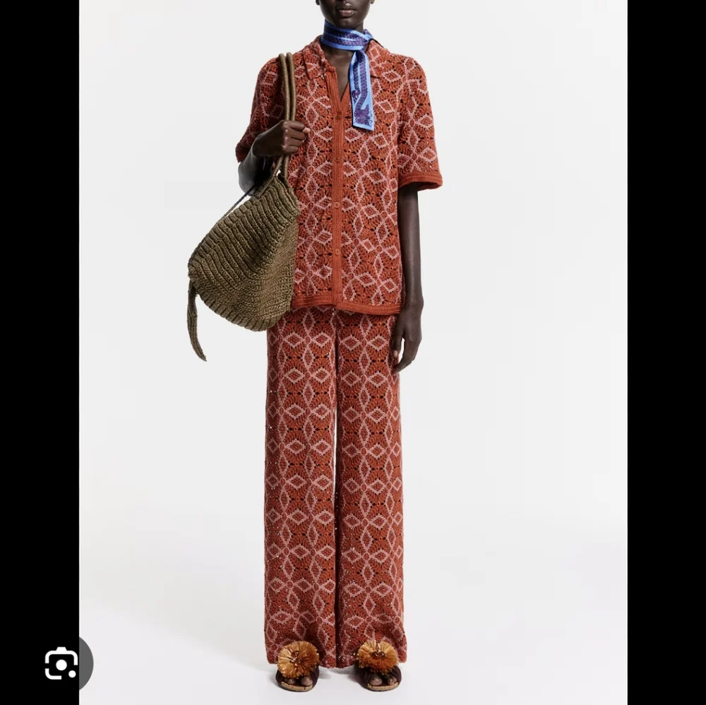 *LAST CHANCE* THE WHITE LOTUS x H&M CROCHETED PANTS, Orange Crochet Pants - Picture 2 of 12